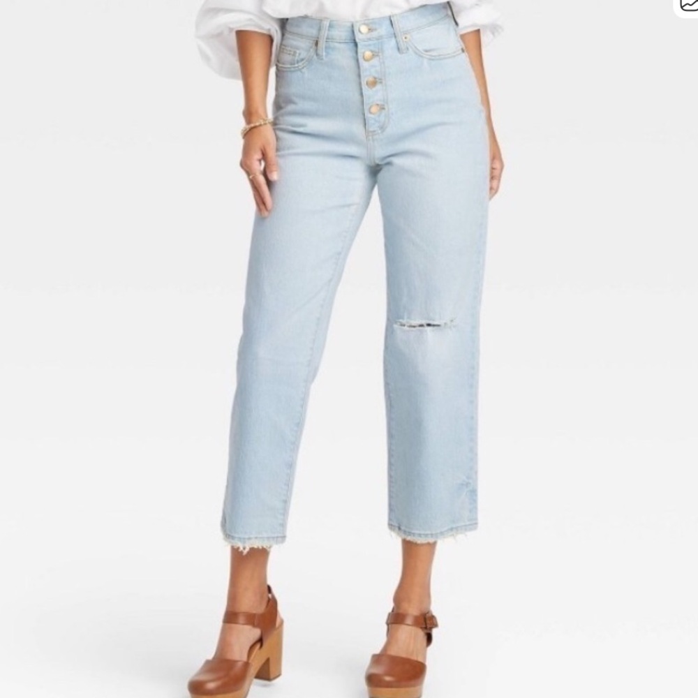 Universal Thread Light Blue Straight Leg Jeans